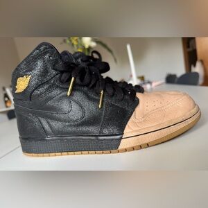 Women’s Nike Air Jordan 1 Retro High Dip Toe Shoes size 8